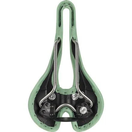 SMP Pro Saddle P108