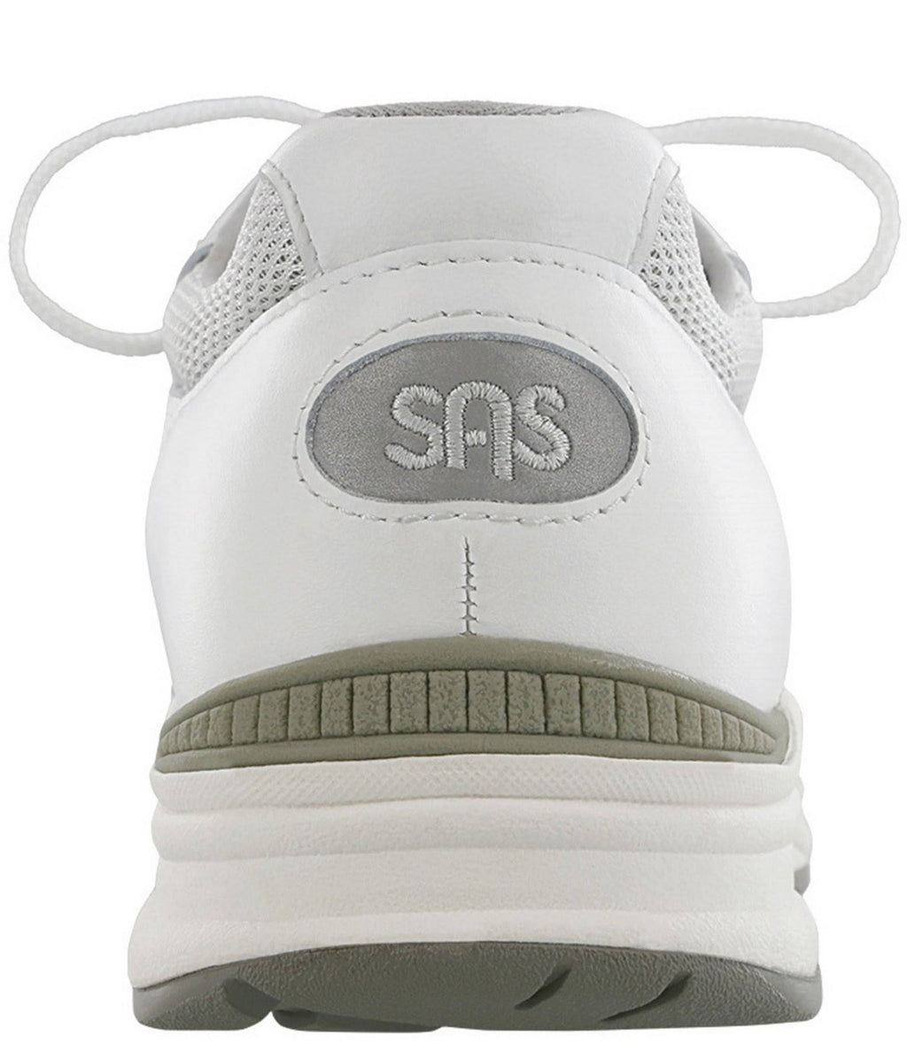 White 6 Wide Mesh Shoes I8925