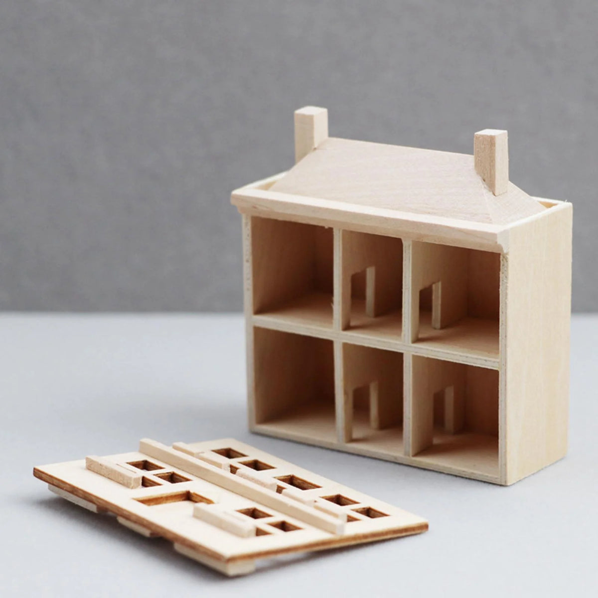 1/12 Dollhouse Villa House Handcraft Unpainted Miniature T318280