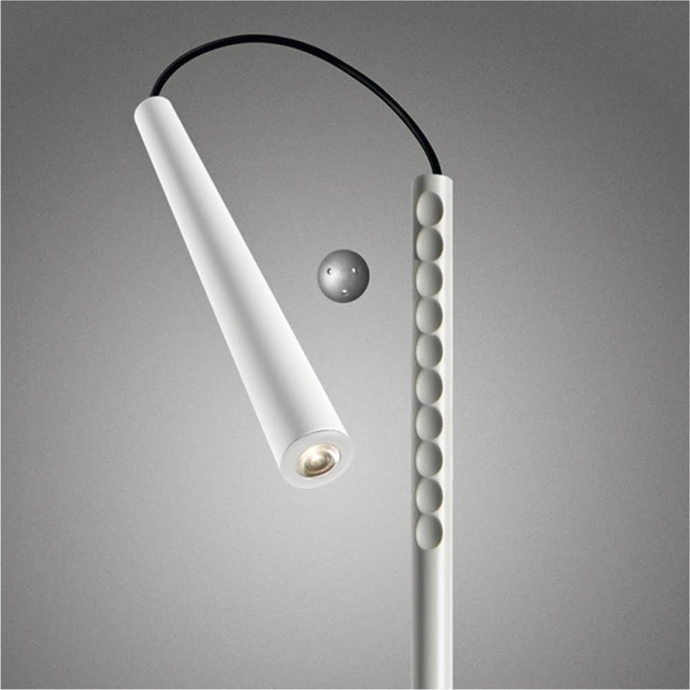 White Table Lamp V7481