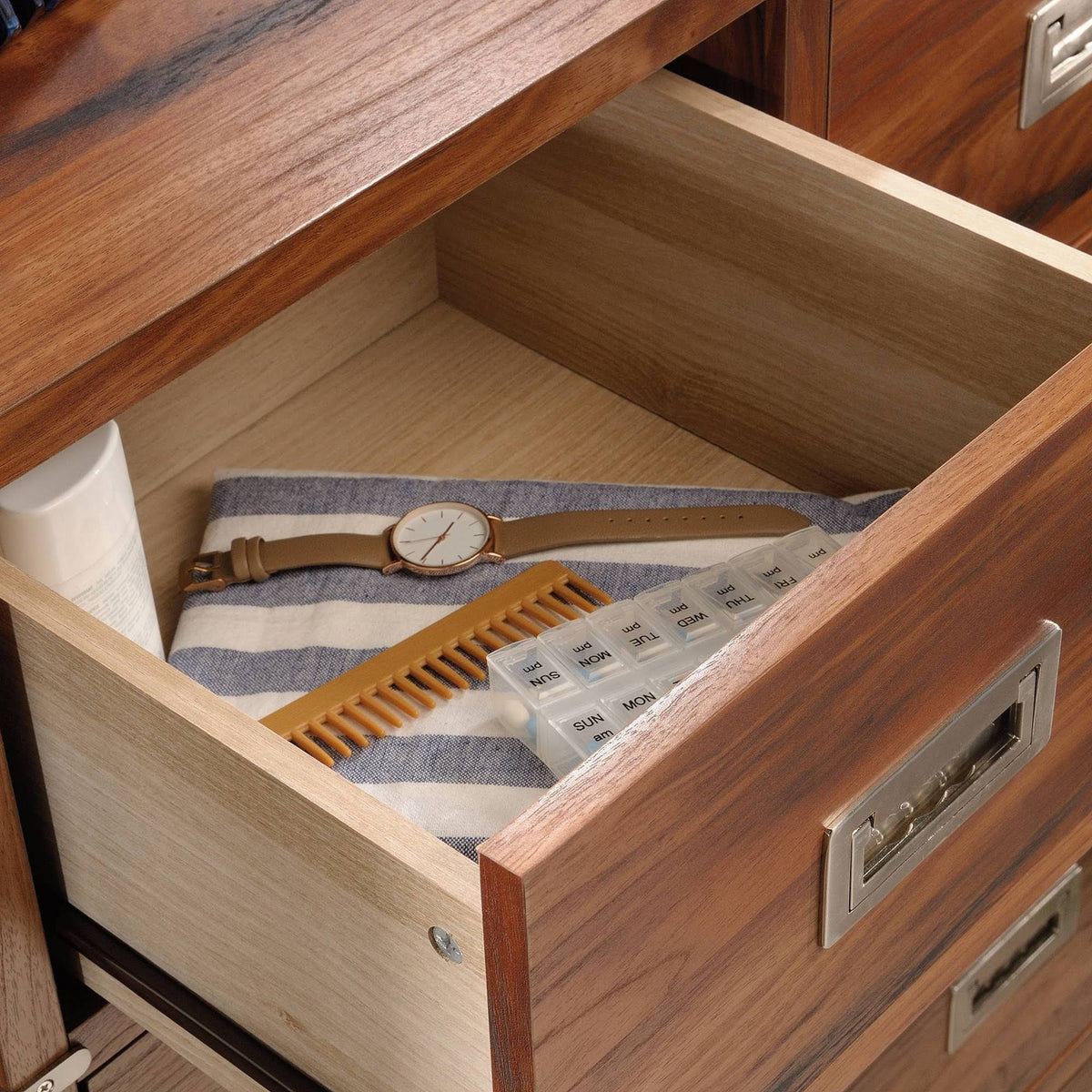 5 Drawer Chest Blaze Acacia Y631349