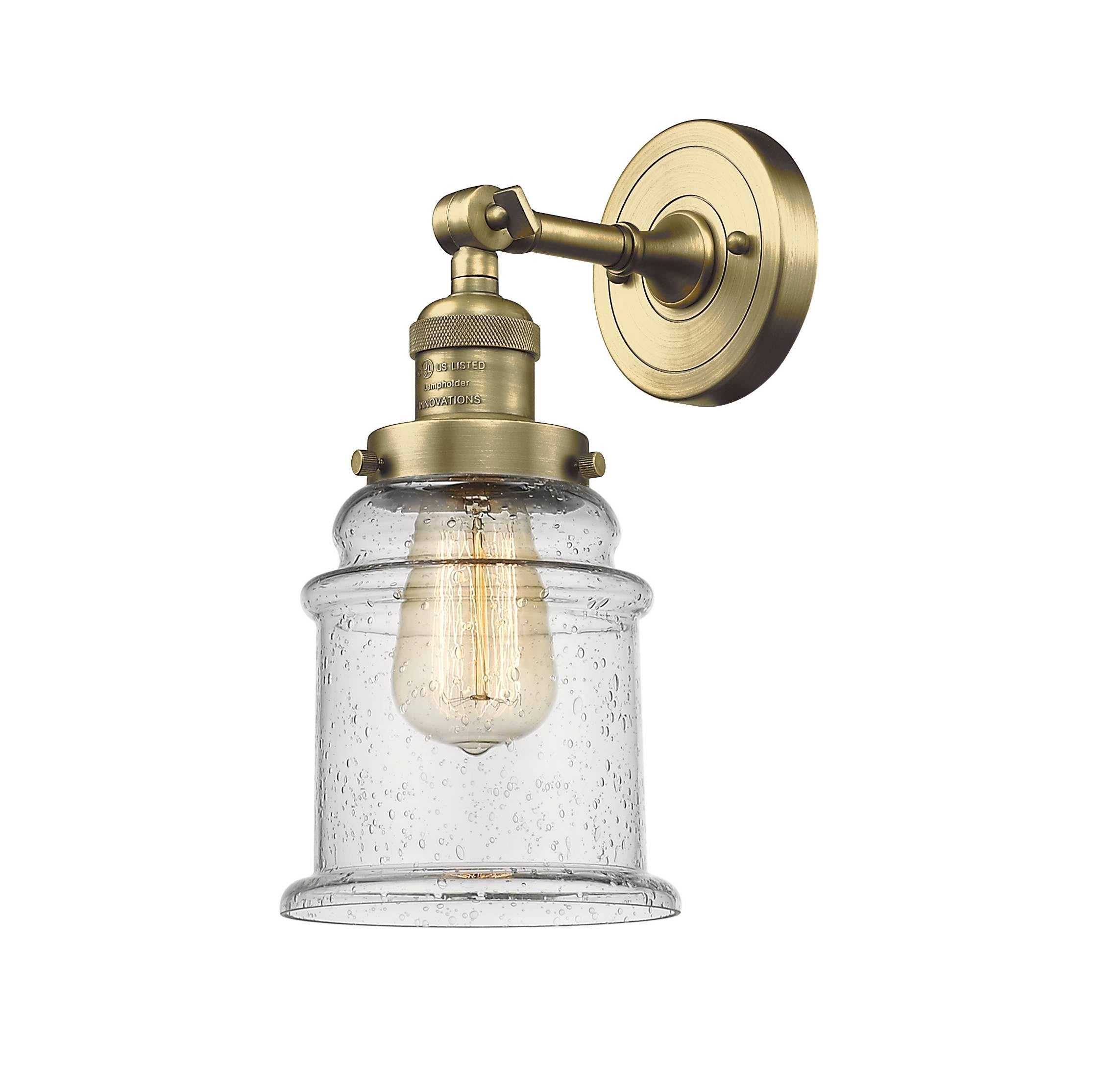 1 Light Sconce C989